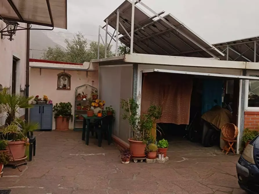 Immagine 13 di Casa semindipendente in vendita  a Carrara