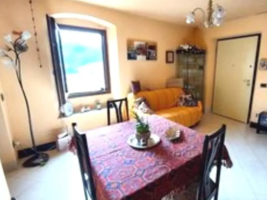 Immagine 25 di Casa semindipendente in vendita  a Carrara