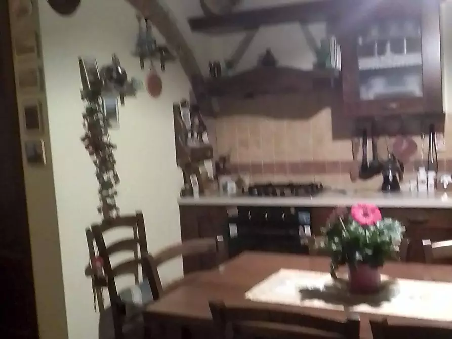 Immagine 12 di Casa semindipendente in vendita  a Carrara