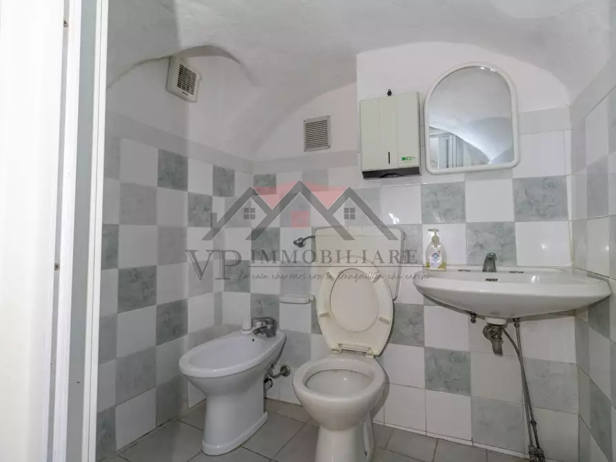 Immagine 5 di Locale commerciale in vendita  a Pomarance