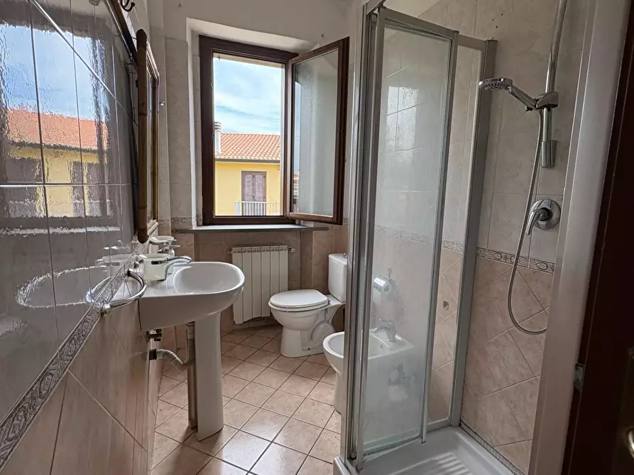 Immagine 7 di Appartamento in vendita  a Vecchiano