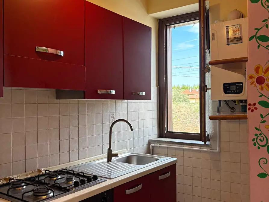 Immagine 4 di Appartamento in vendita  a Vecchiano