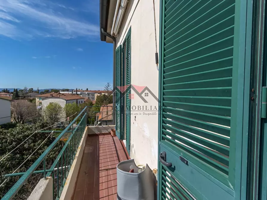 Immagine 10 di Appartamento in vendita  a Pomarance