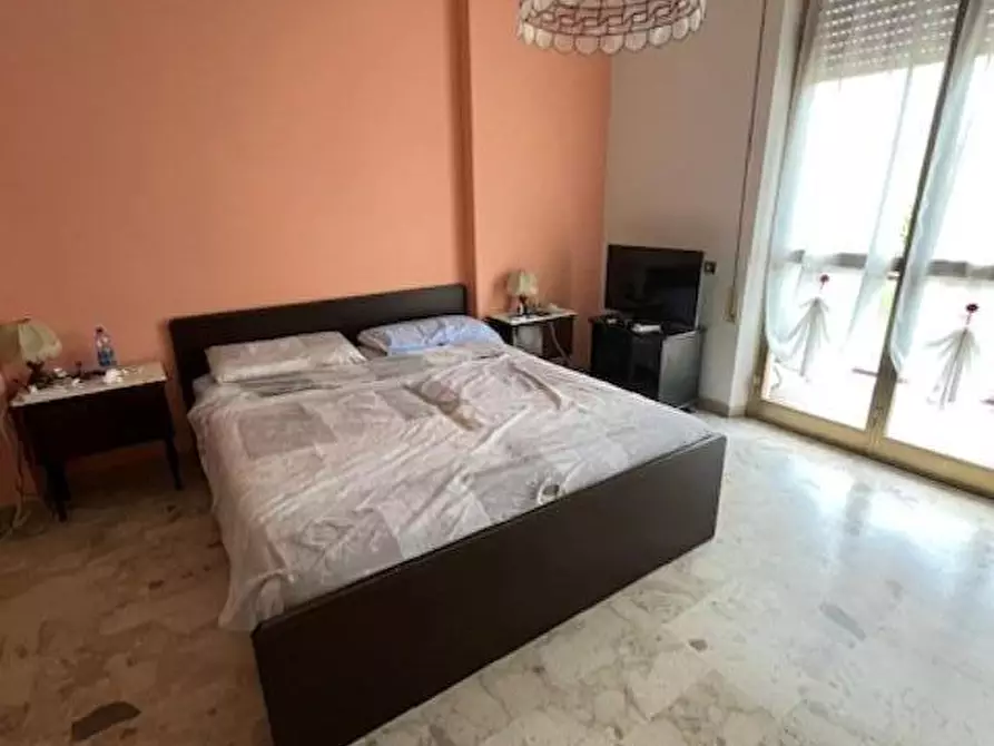 Immagine 5 di Appartamento in vendita  a Carrara