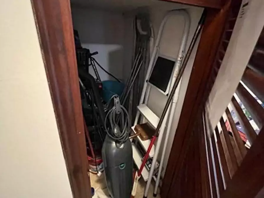 Immagine 9 di Appartamento in vendita  a Carrara