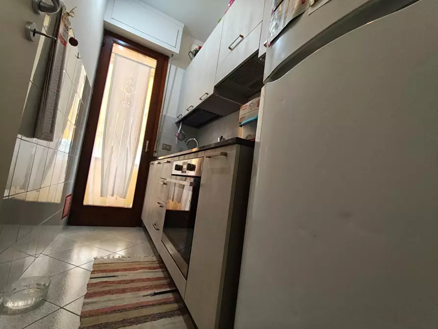 Immagine 27 di Appartamento in vendita  a Lucca