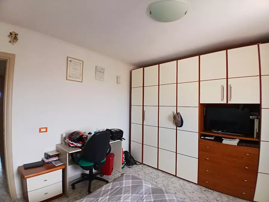 Immagine 26 di Appartamento in vendita  a Livorno