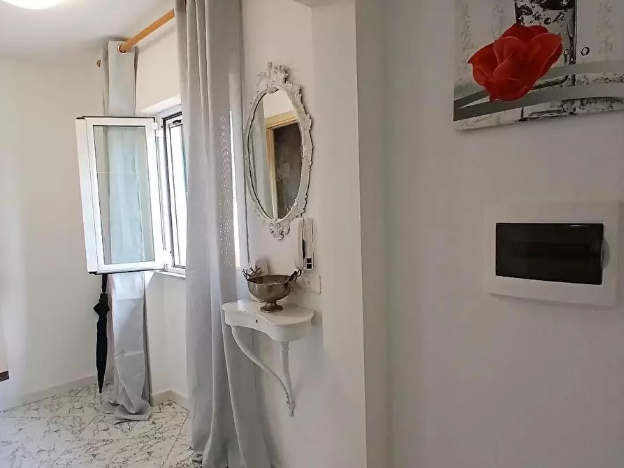 Immagine 21 di Appartamento in vendita  a Livorno