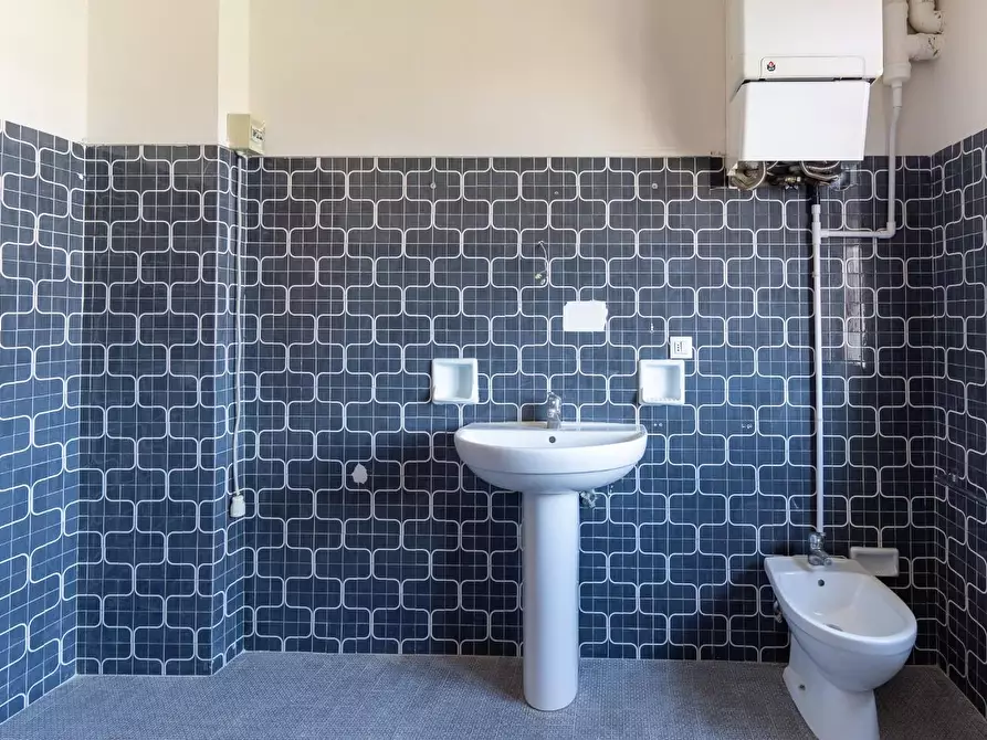 Immagine 28 di Appartamento in vendita  a Fucecchio