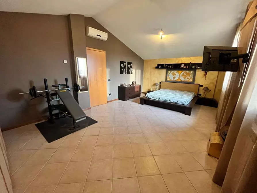 Immagine 35 di Villetta a schiera in vendita  a Altopascio