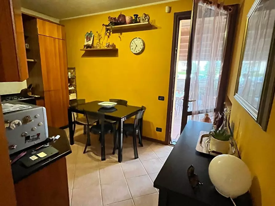 Immagine 8 di Villetta a schiera in vendita  a Altopascio