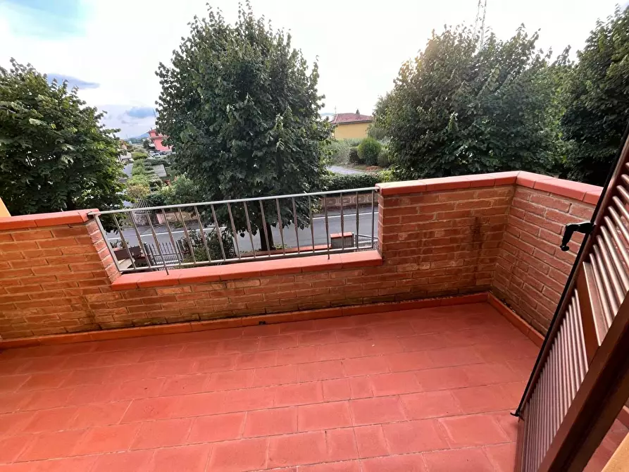 Immagine 44 di Villetta a schiera in vendita  a Altopascio