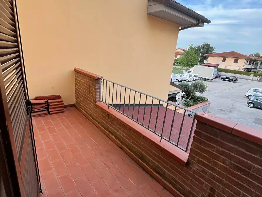 Immagine 51 di Villetta a schiera in vendita  a Altopascio