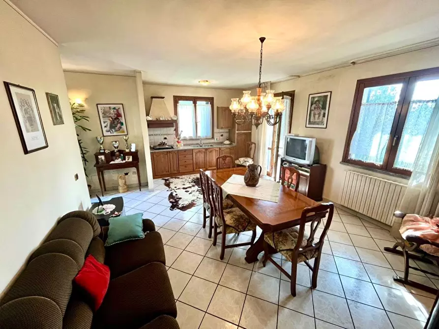 Immagine 24 di Casa indipendente in vendita  a Montopoli In Val D'arno