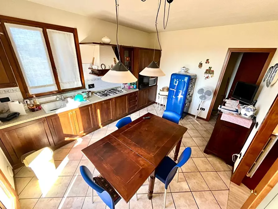 Immagine 12 di Casa indipendente in vendita  a Montopoli In Val D'arno