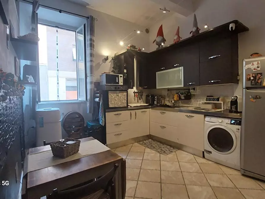 Immagine 3 di Appartamento in vendita  a Livorno