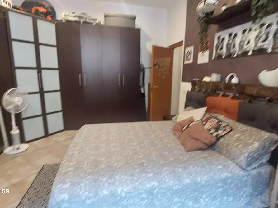 Immagine 18 di Appartamento in vendita  a Livorno