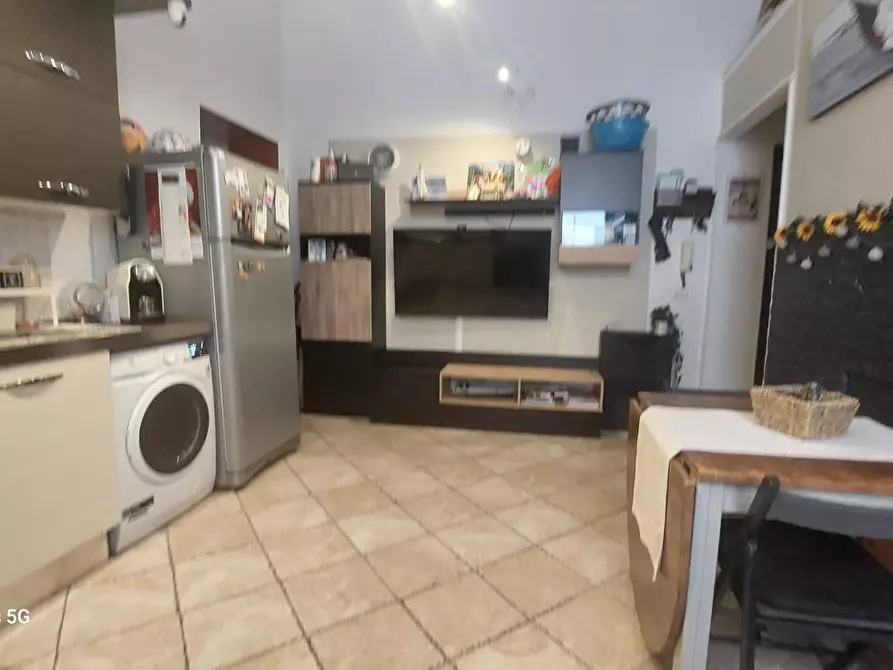 Immagine 7 di Appartamento in vendita  a Livorno