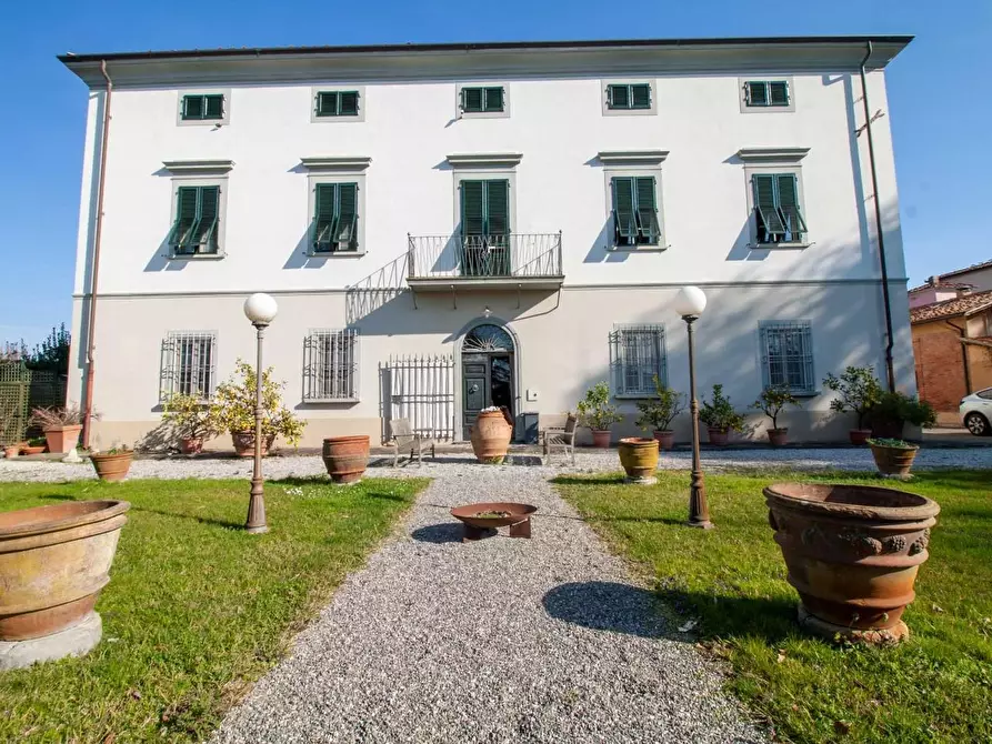 Immagine 16 di Villa in vendita  a San Giuliano Terme