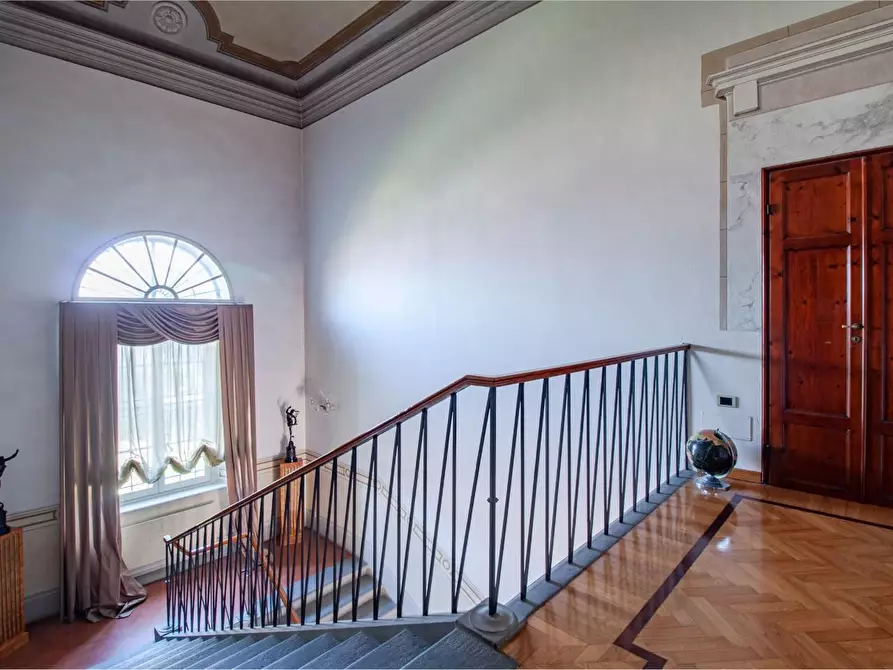 Immagine 37 di Villa in vendita  a San Giuliano Terme