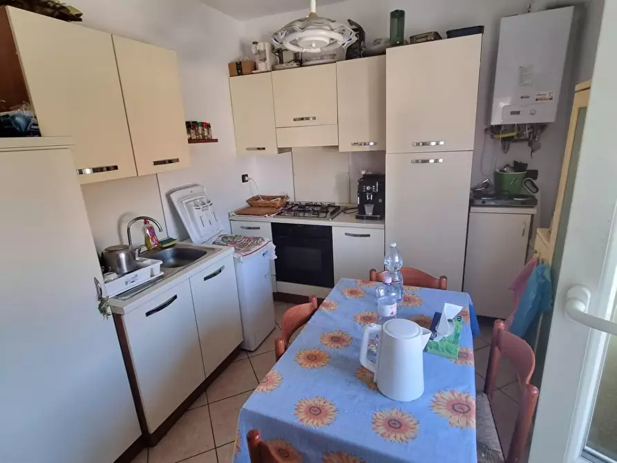 Immagine 2 di Appartamento in vendita  a Cascina