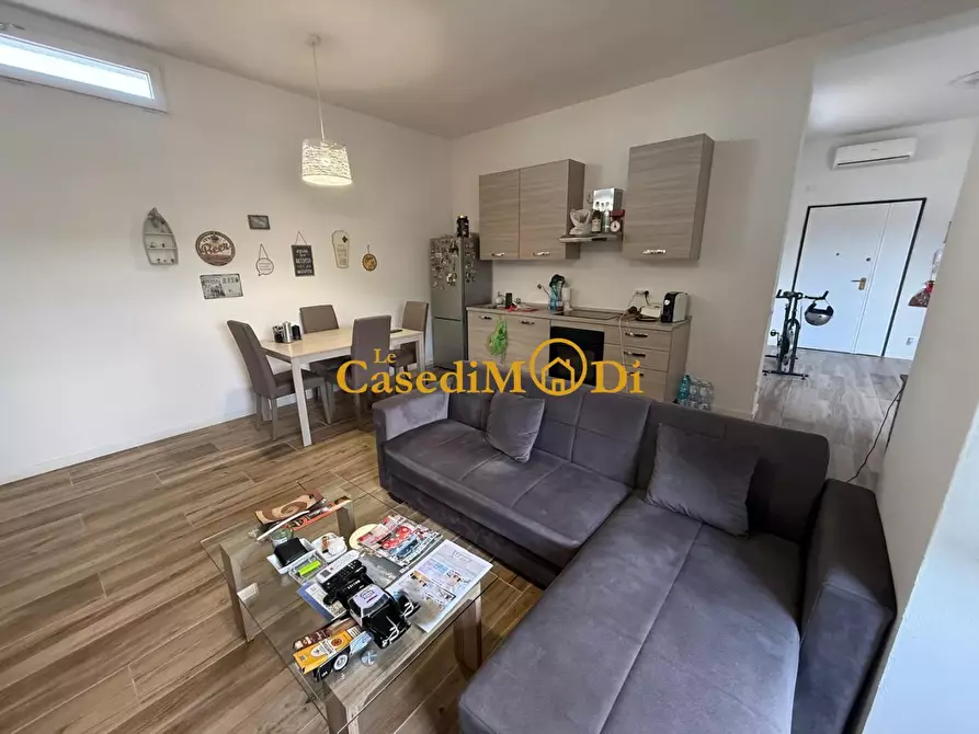 Immagine 3 di Appartamento in vendita  a Livorno