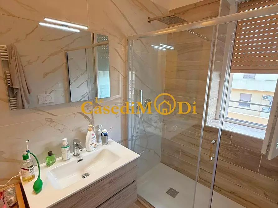 Immagine 13 di Appartamento in vendita  a Livorno