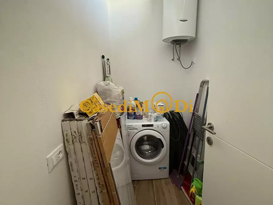 Immagine 18 di Appartamento in vendita  a Livorno