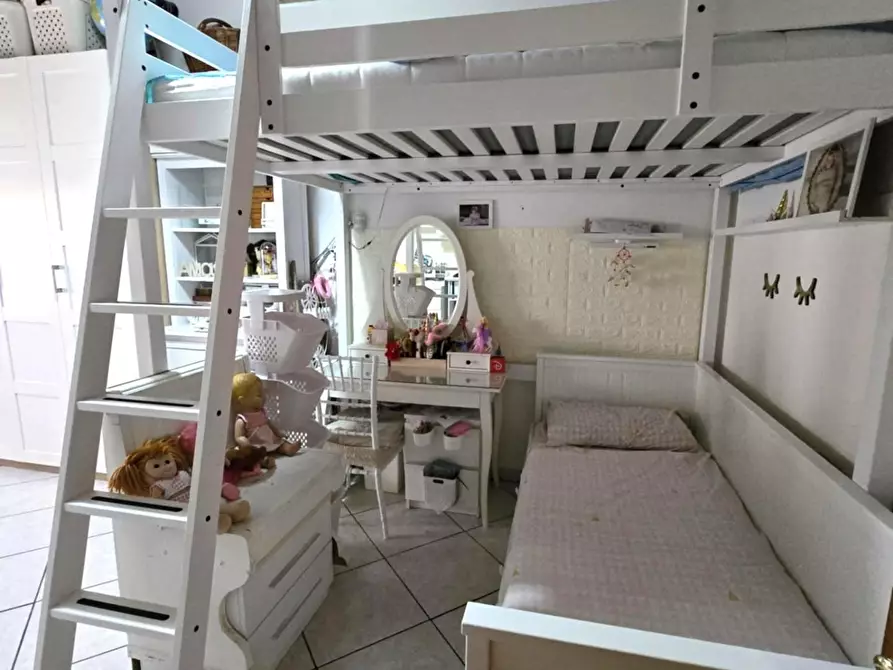 Immagine 12 di Appartamento in vendita  a Colle Di Val D'elsa