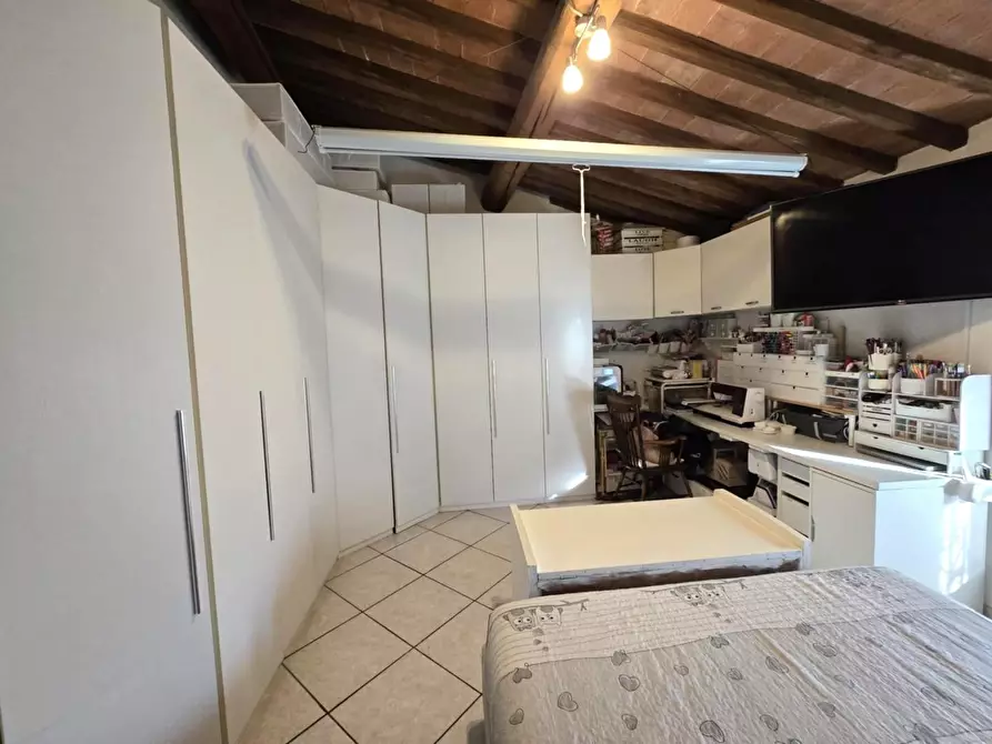 Immagine 10 di Appartamento in vendita  a Colle Di Val D'elsa