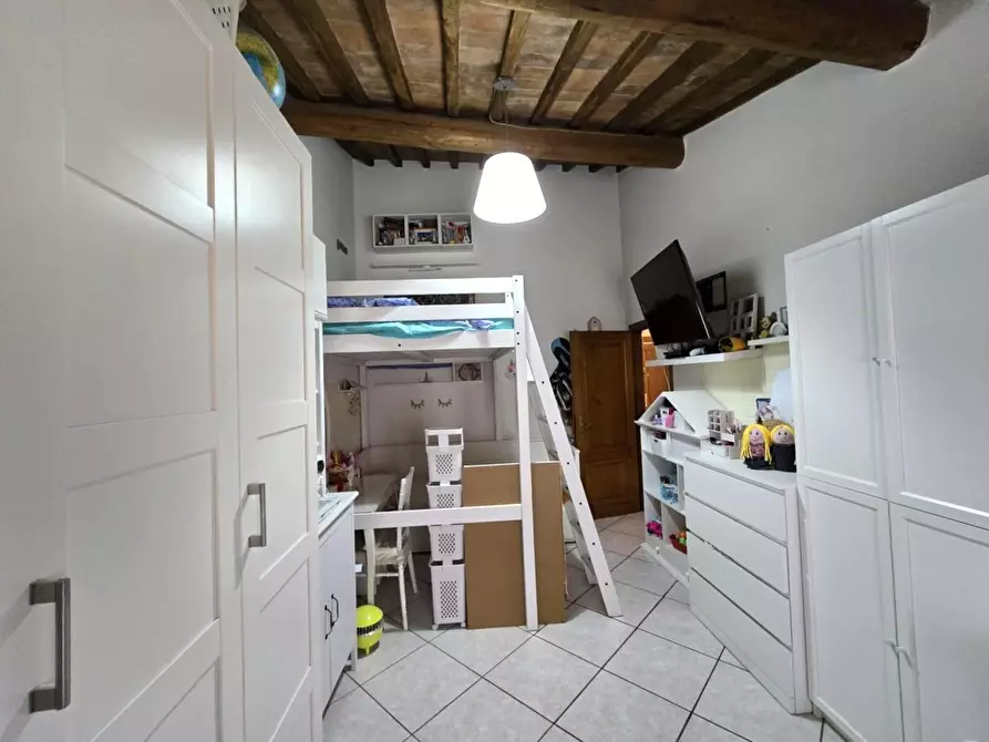 Immagine 14 di Appartamento in vendita  a Colle Di Val D'elsa