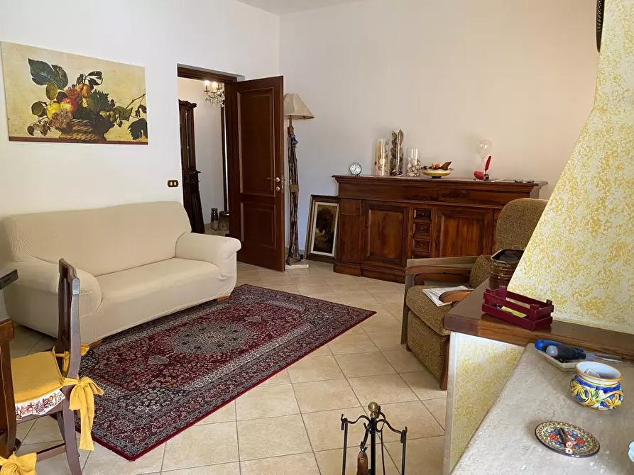 Immagine 21 di Casa semindipendente in vendita  a Massa