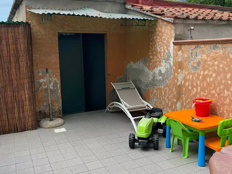 Immagine 11 di Casa semindipendente in vendita  a Massa