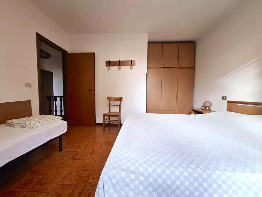 Immagine 9 di Appartamento in vendita  a Carrara