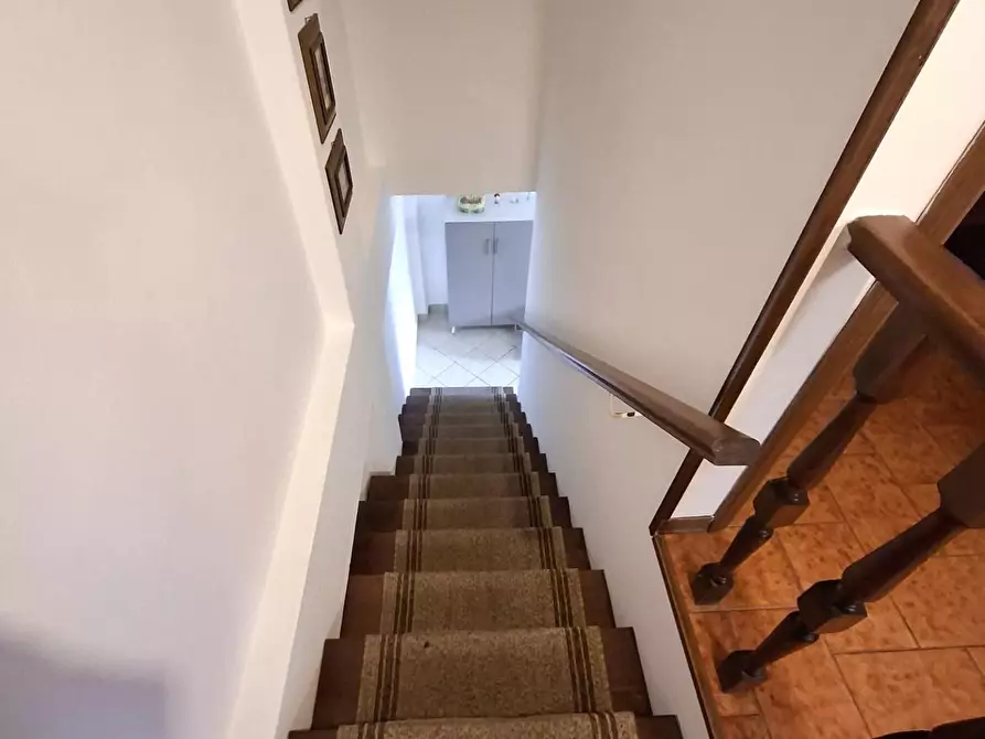 Immagine 23 di Appartamento in vendita  a Carrara