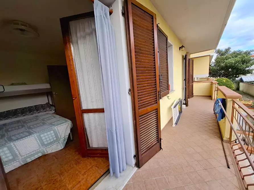 Immagine 5 di Appartamento in vendita  a Carrara