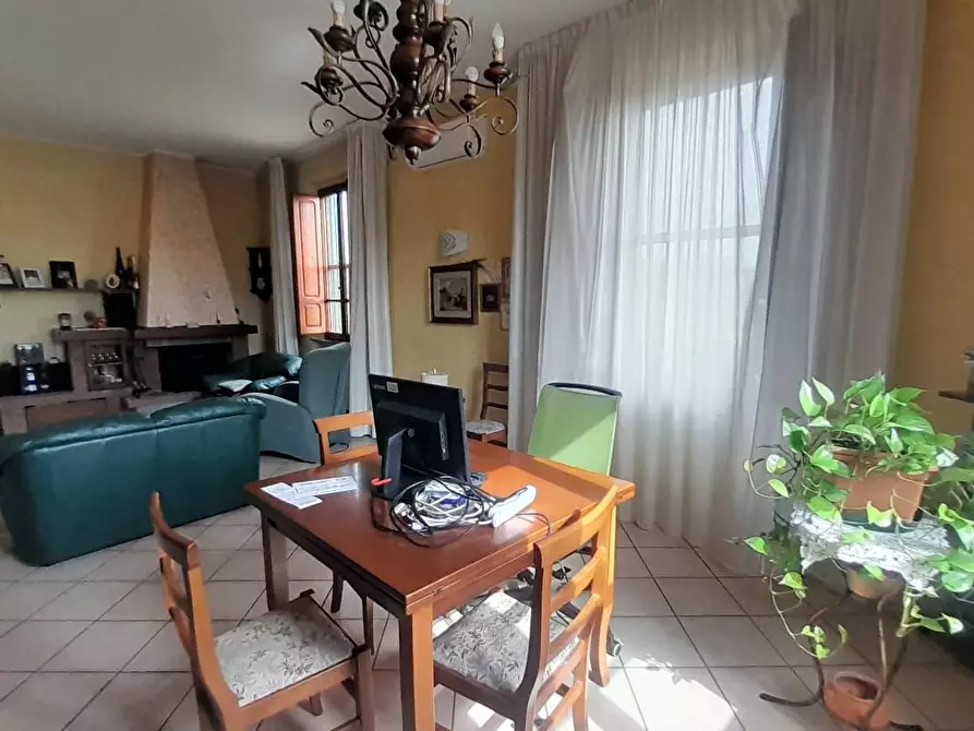 Immagine 2 di Casa indipendente in vendita  a Castelfranco Di Sotto