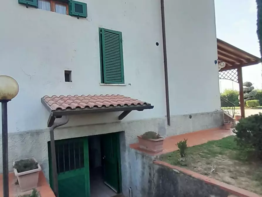 Immagine 107 di Casa indipendente in vendita  a Castelfranco Di Sotto