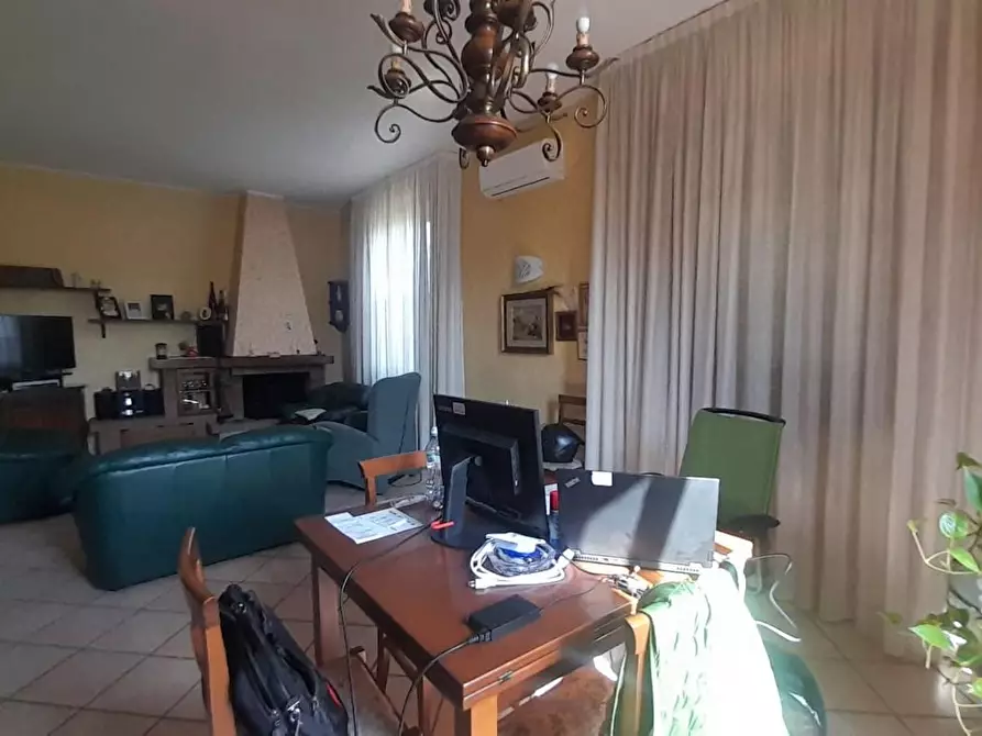 Immagine 5 di Casa indipendente in vendita  a Castelfranco Di Sotto