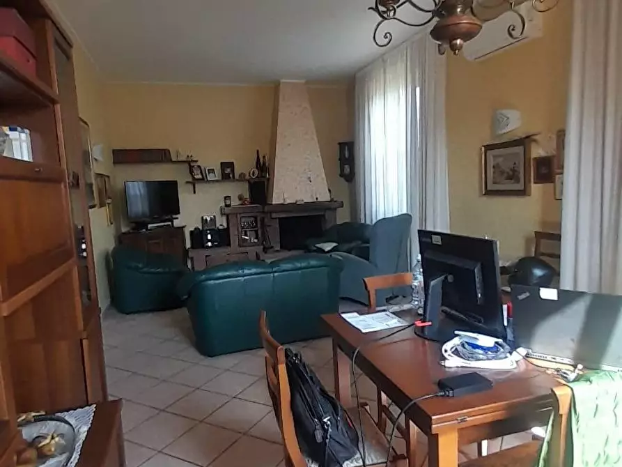 Immagine 7 di Casa indipendente in vendita  a Castelfranco Di Sotto