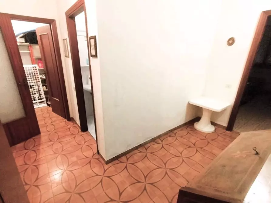 Immagine 14 di Appartamento in vendita  a Massa