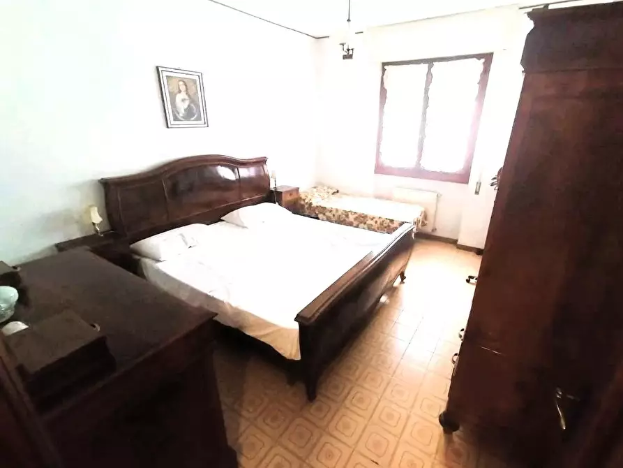 Immagine 15 di Appartamento in vendita  a Massa