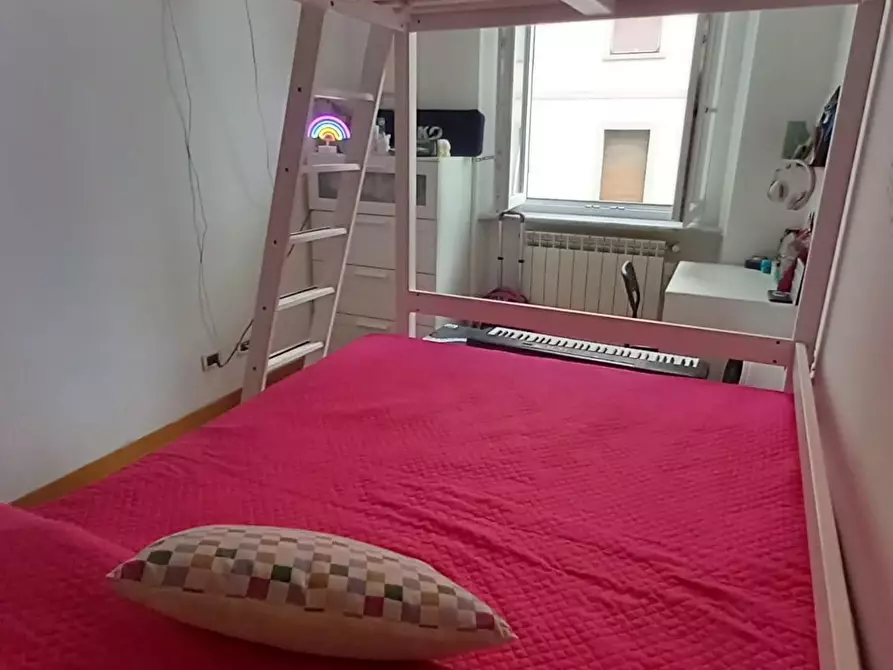 Immagine 10 di Appartamento in vendita  a Livorno