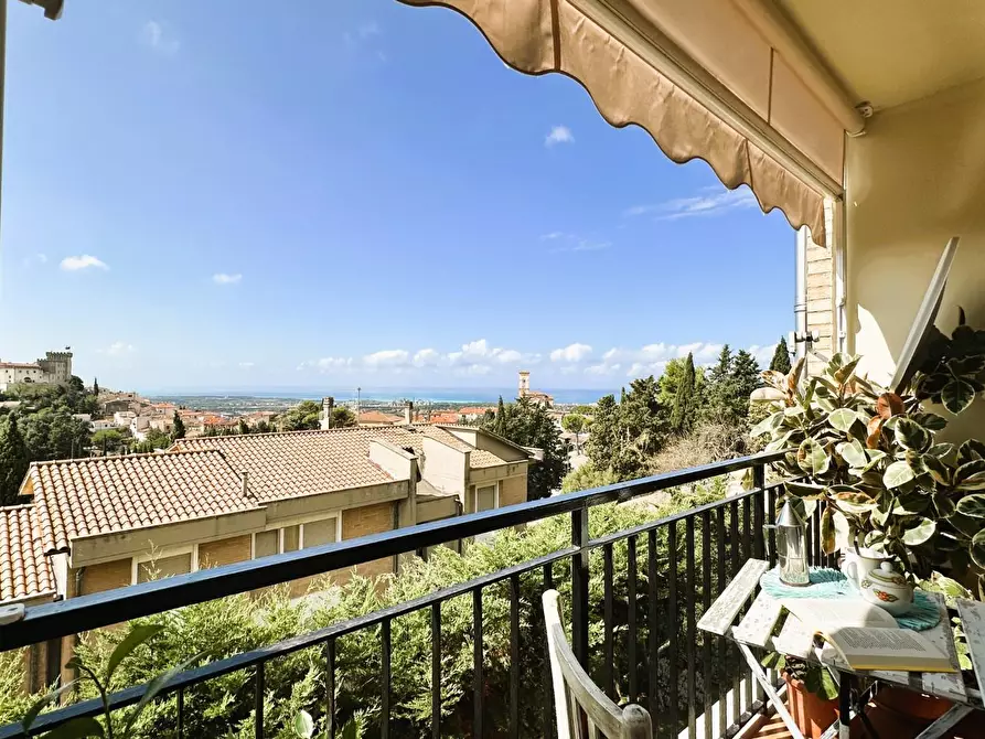 Immagine 1 di Appartamento in vendita  a Rosignano Marittimo