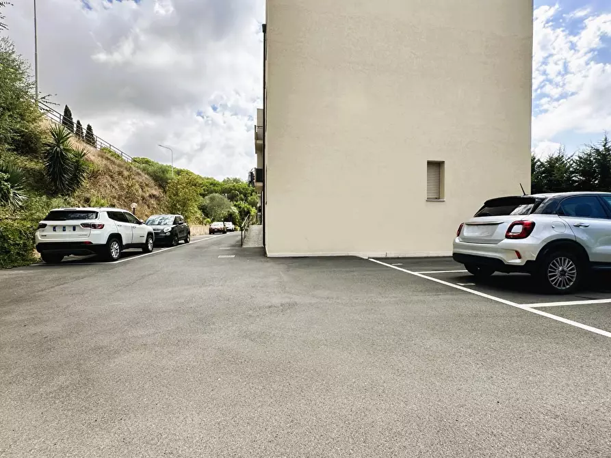 Immagine 41 di Appartamento in vendita  a Rosignano Marittimo