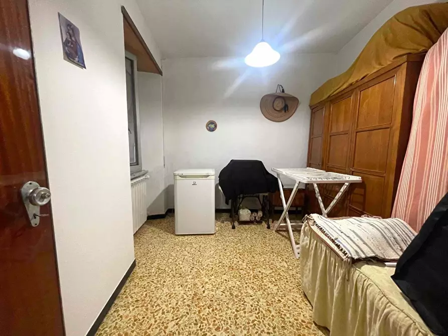 Immagine 16 di Appartamento in vendita  a Carro