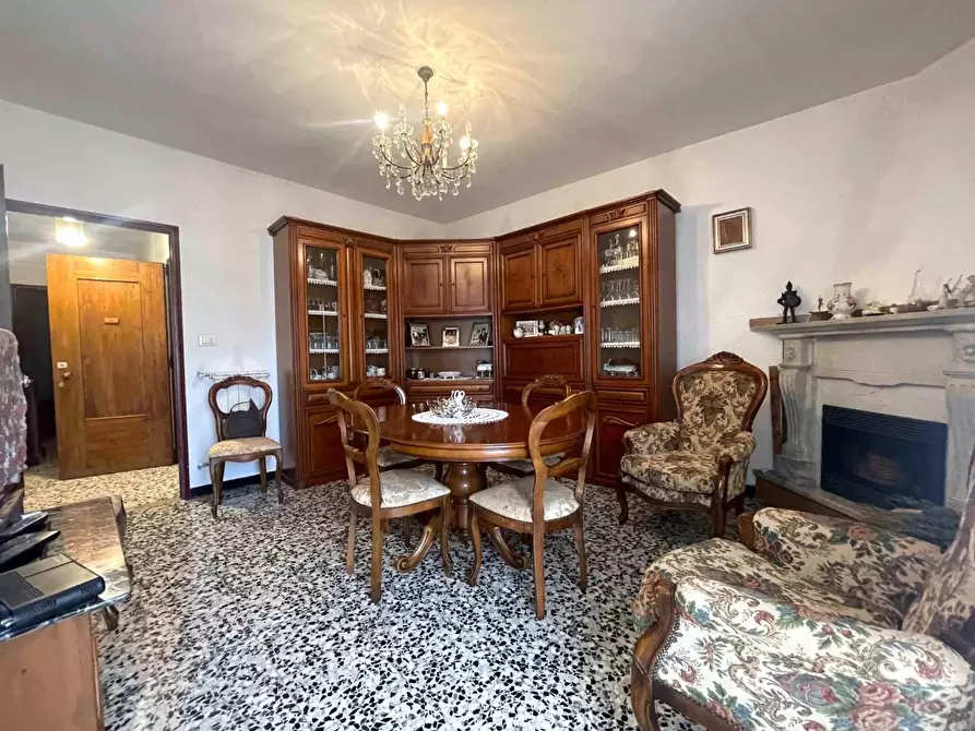 Immagine 7 di Appartamento in vendita  a Carro