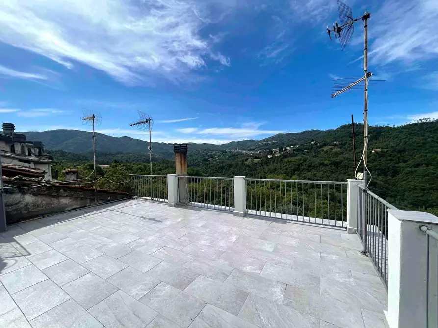 Immagine 21 di Appartamento in vendita  a Carro