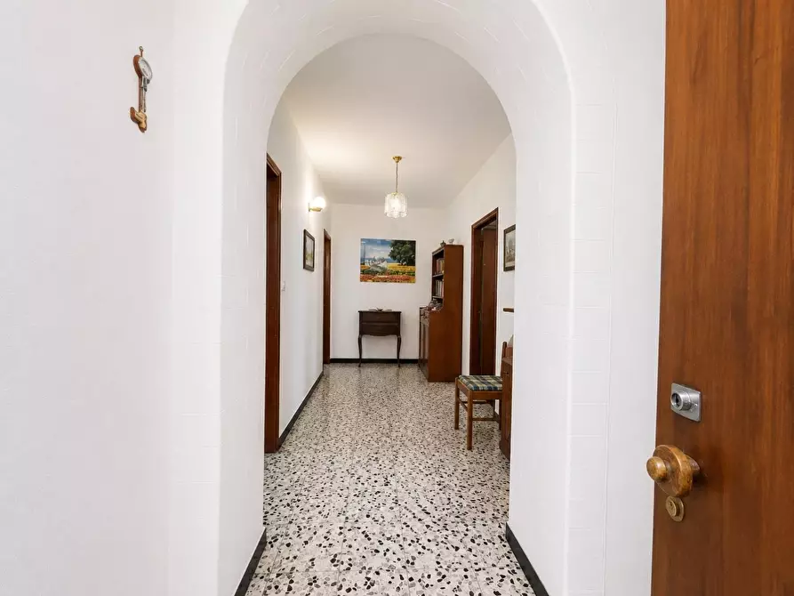 Immagine 7 di Appartamento in vendita  a Carro