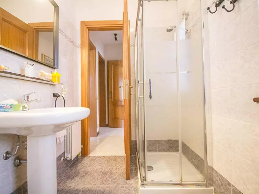 Immagine 9 di Appartamento in vendita  a Camaiore